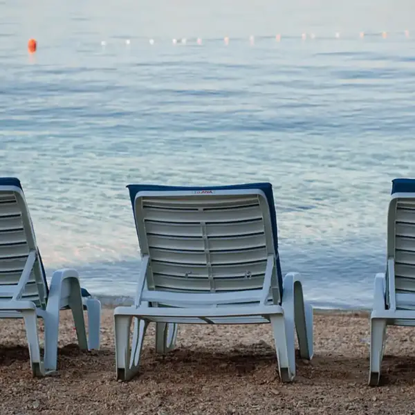Baska Voda Liegestuehle Konzessionen